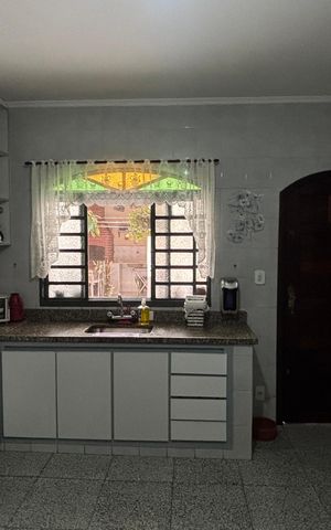 Casa à venda com 181m², 3 quartos e 2 vagas Casa à venda com 181m², 3 quartos e 2 vagasSala de Jantar - Cozinha