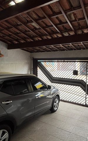Casa à venda com 181m², 3 quartos e 2 vagas Casa à venda com 181m², 3 quartos e 2 vagasQuintal