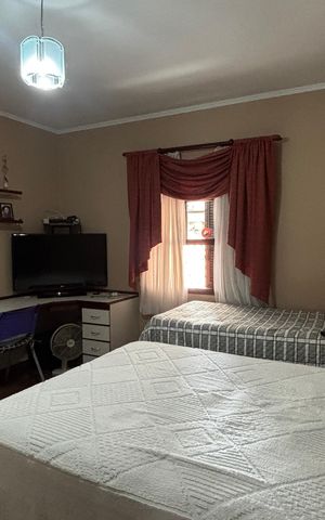 Casa à venda com 181m², 3 quartos e 2 vagas Casa à venda com 181m², 3 quartos e 2 vagasQuarto 2