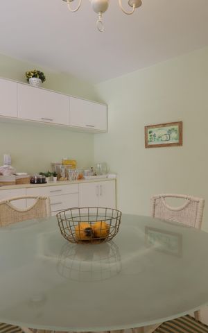 Casa à venda com 350m², 3 quartos e 5 vagasCopa