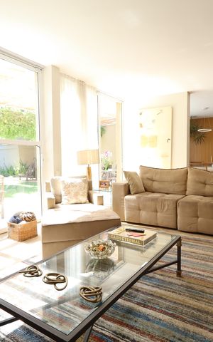 Casa à venda com 350m², 3 quartos e 5 vagasSala