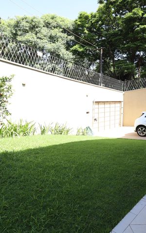 Casa à venda com 350m², 3 quartos e 5 vagasÁrea externa