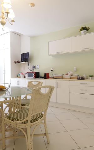 Casa à venda com 350m², 3 quartos e 5 vagasCopa