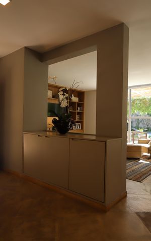 Casa à venda com 350m², 3 quartos e 5 vagasHall