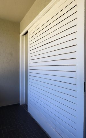 Casa à venda com 350m², 3 quartos e 5 vagasVaranda da suíte