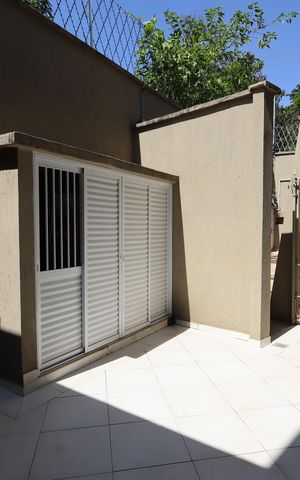 Casa à venda com 350m², 3 quartos e 5 vagasQuintal