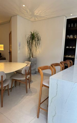 Apartamento à venda com 130m², 3 quartos e 2 vagas