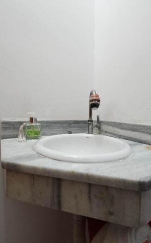Casa de condomínio à venda com 65m², 2 quartos e 1 vagaLavabo
