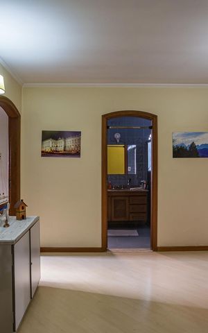 Casa à venda com 260m², 4 quartos e 3 vagas