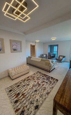 Apartamento à venda com 170m², 3 quartos e 4 vagasSala