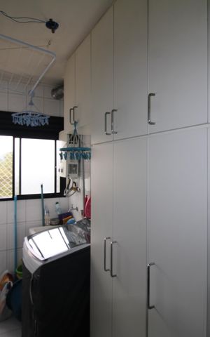 Apartamento à venda com 72m², 3 quartos e 1 vagaÁrea de Serviço