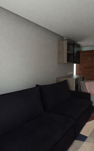 Casa à venda com 230m², 3 quartos e 3 vagas Casa à venda com 230m², 3 quartos e 3 vagasSala