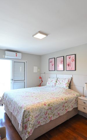 Casa para alugar com 230m², 3 quartos e 3 vagasSuíte