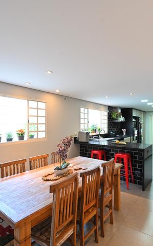 Casa para alugar com 230m², 3 quartos e 3 vagasCozinha