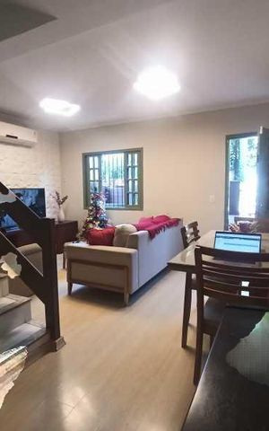 Casa de condomínio à venda com 129m², 3 quartos e 2 vagas