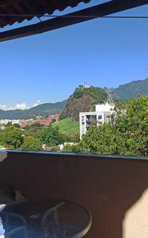 Casa de condomínio à venda com 129m², 3 quartos e 2 vagas