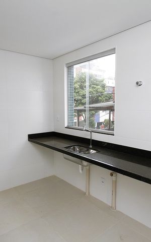 Apartamento à venda com 150m², 3 quartos e 2 vagasCozinha