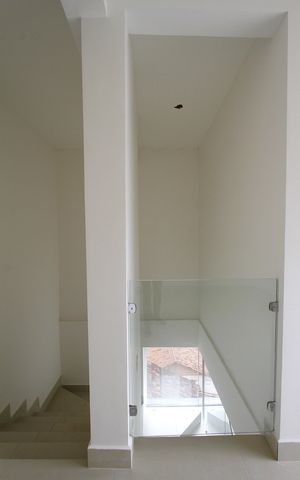 Apartamento à venda com 150m², 3 quartos e 2 vagasEscada