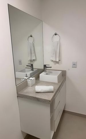 Apartamento para alugar com 72m², 2 quartos e 1 vaga