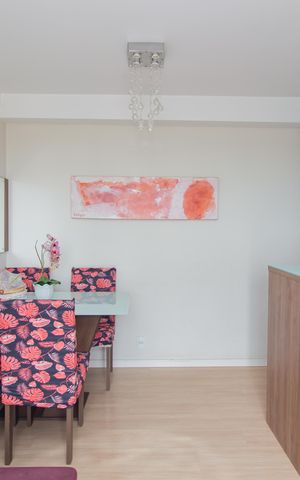 Apartamento à venda com 55m², 2 quartos e 1 vaga Apartamento à venda com 55m², 2 quartos e 1 vagaSala