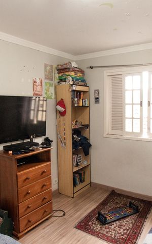 Casa à venda com 162m², 3 quartos e 5 vagas Casa à venda com 162m², 3 quartos e 5 vagasQuarto 1