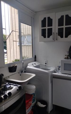 Apartamento à venda com 43m², 2 quartos e 1 vaga Apartamento à venda com 43m², 2 quartos e 1 vagaÁrea de serviço