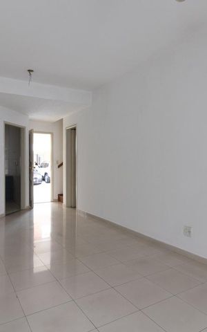 Casa de condomínio à venda com 100m², 3 quartos e 1 vaga Casa de condomínio à venda com 100m², 3 quartos e 1 vagaSala