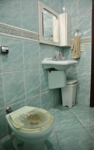 Casa à venda com 125m², 3 quartos e 2 vagasBanheiro Social 