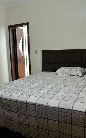 Casa à venda com 125m², 3 quartos e 2 vagasSuíte 