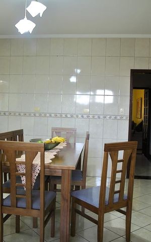 Casa à venda com 125m², 3 quartos e 2 vagasCozinha 