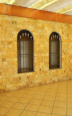 Casa à venda com 125m², 3 quartos e 2 vagasGaragem