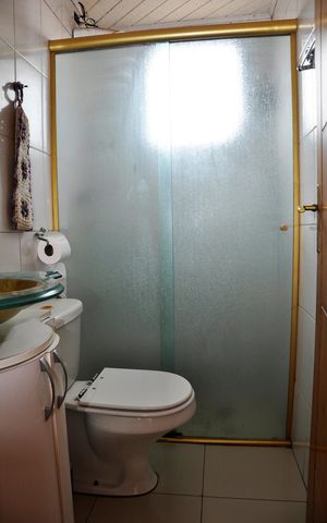 Apartamento à venda com 56m², 2 quartos e 1 vaga Apartamento à venda com 56m², 2 quartos e 1 vagaDetalhe - Banheiro Social
