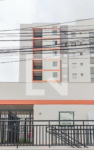 Apartamento à venda com 35m², 2 quartos e sem vaga Apartamento à venda com 35m², 2 quartos e sem vagaFachada e portaria