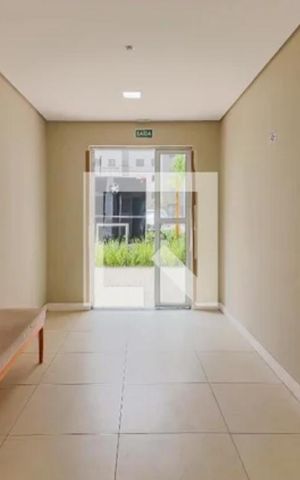 Apartamento à venda com 35m², 2 quartos e sem vaga Apartamento à venda com 35m², 2 quartos e sem vagaHall