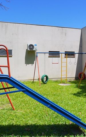 Apartamento à venda com 49m², 2 quartos e 1 vaga Apartamento à venda com 49m², 2 quartos e 1 vagaÁrea comum - Playground