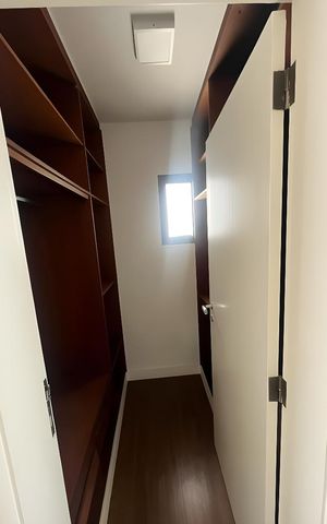 Apartamento para alugar com 250m², 4 quartos e 2 vagas