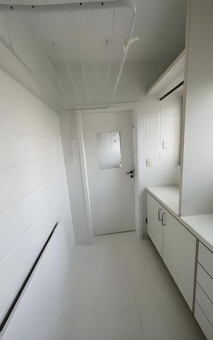 Apartamento para alugar com 250m², 4 quartos e 2 vagas