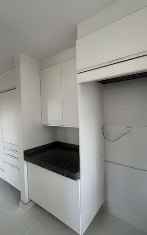 Apartamento para alugar com 250m², 4 quartos e 2 vagas