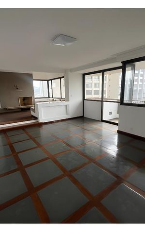Apartamento para alugar com 250m², 4 quartos e 2 vagas