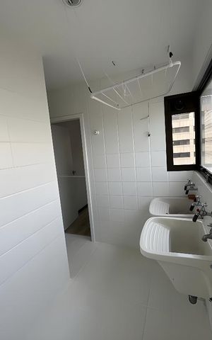 Apartamento para alugar com 250m², 4 quartos e 2 vagas