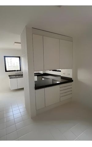 Apartamento para alugar com 250m², 4 quartos e 2 vagas