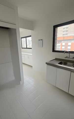 Apartamento para alugar com 250m², 4 quartos e 2 vagas