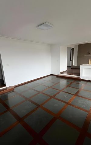 Apartamento para alugar com 250m², 4 quartos e 2 vagas