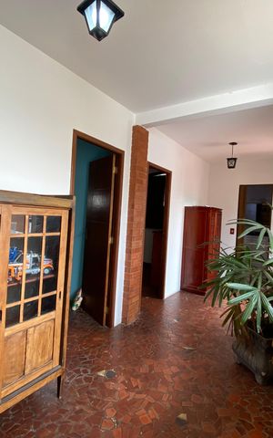 Casa à venda com 180m², 4 quartos e 1 vaga
