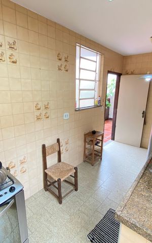 Casa à venda com 180m², 4 quartos e 1 vaga