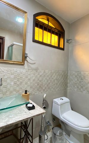 Casa à venda com 180m², 4 quartos e 1 vaga