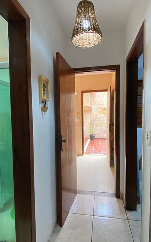 Casa à venda com 180m², 4 quartos e 1 vaga