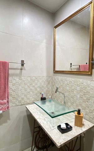 Casa à venda com 180m², 4 quartos e 1 vaga