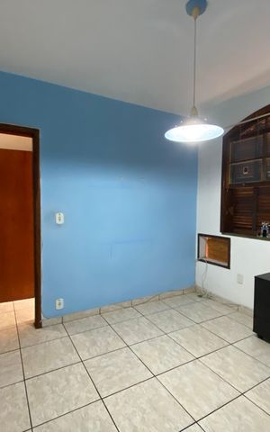 Casa à venda com 180m², 4 quartos e 1 vaga