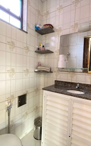 Casa à venda com 180m², 4 quartos e 1 vaga